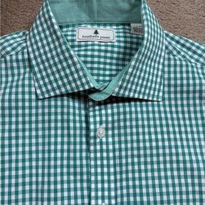 Southern Pines Men's Green Gingham Shirt Large